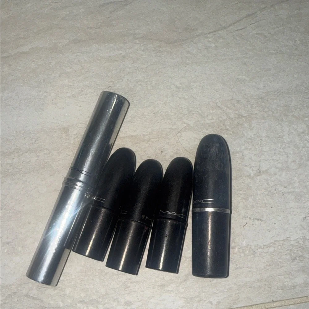 Lipsticks MAC